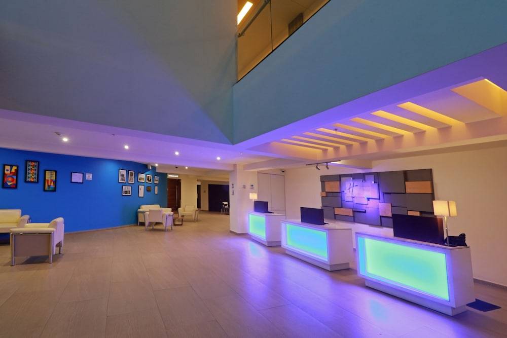 Holiday Inn Express MEXICO AEROPUERTO by IHG 2