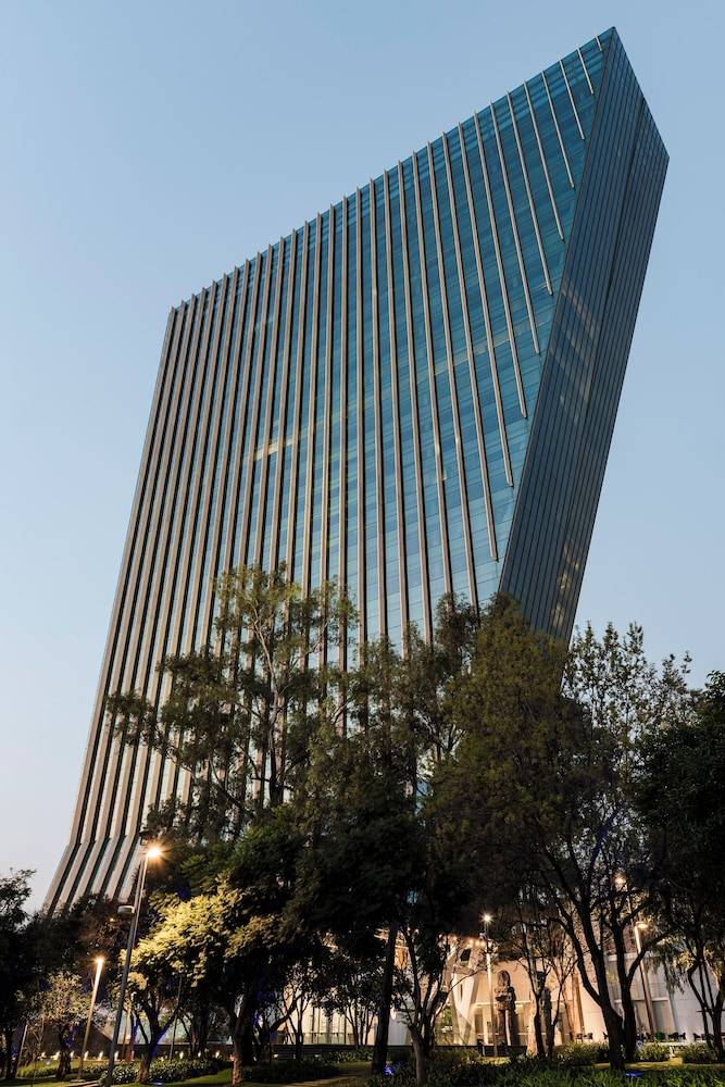 Alexander, Member of The Leading Hotels of the World 1