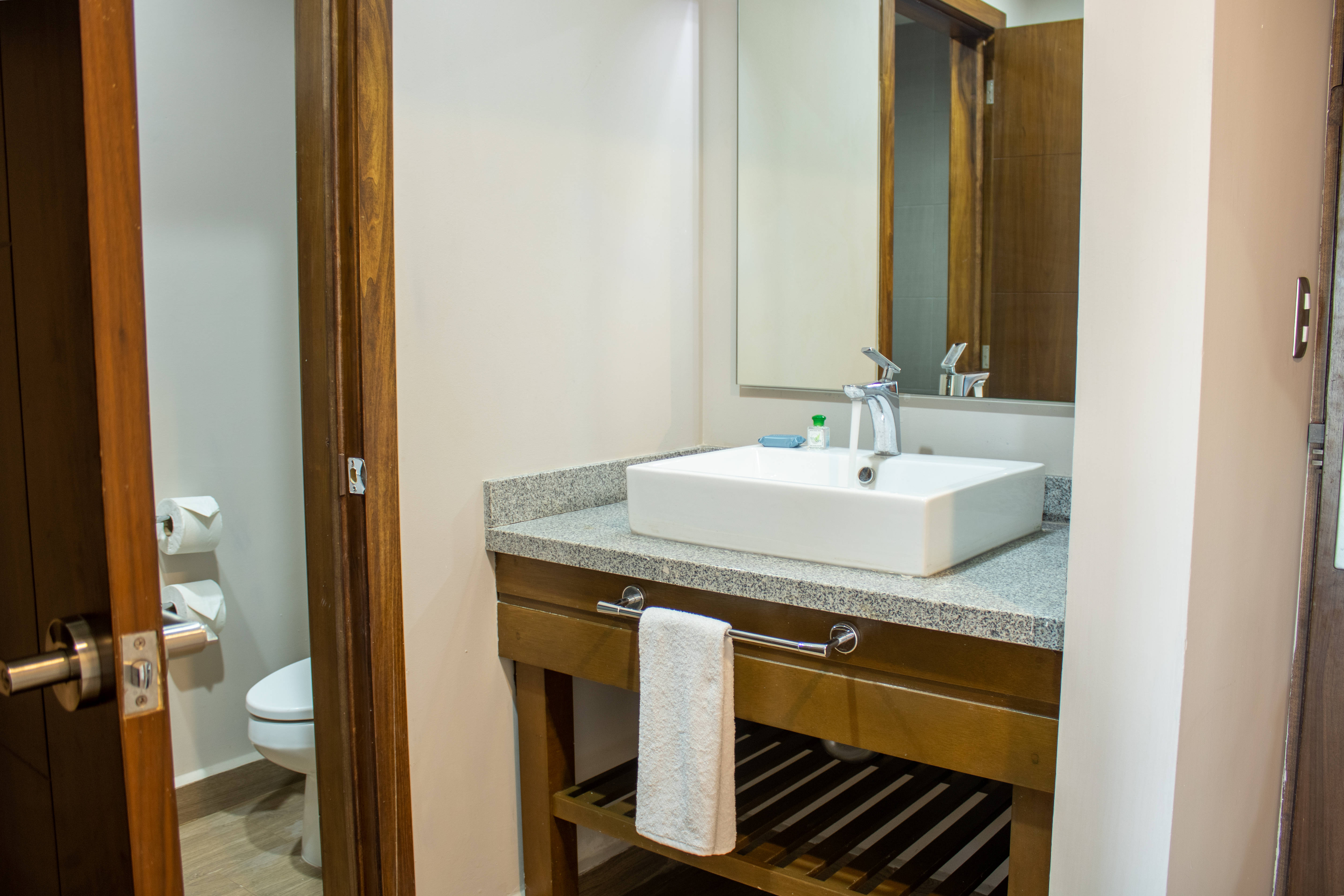 Varali Grand Hotel 2