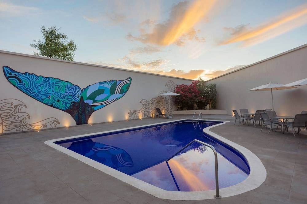 Fairfield by Marriott Los Cabos 1