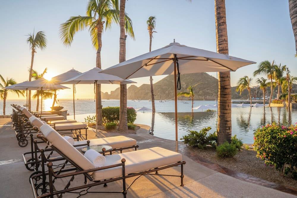 Hacienda Beach Club & Residences 1