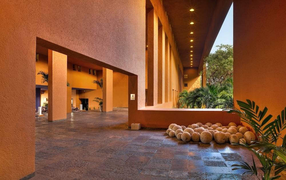 Las Brisas Ixtapa 2