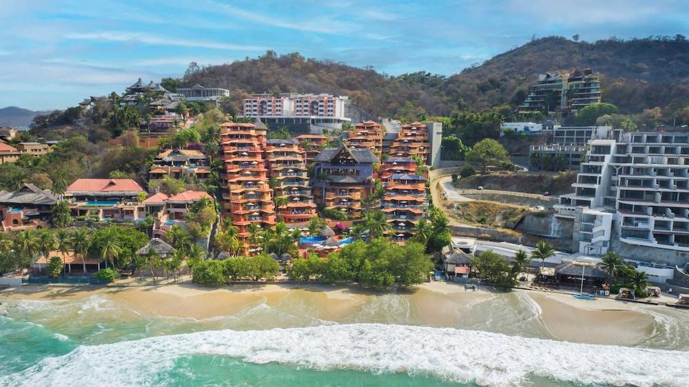 Hilton Grand Vacations Club Zihuatanejo 1