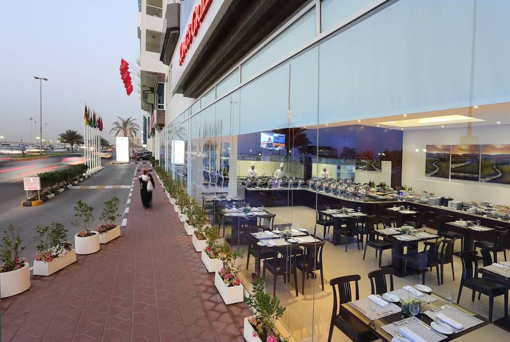Ramada by Wyndham Beach Hotel Ajman 2