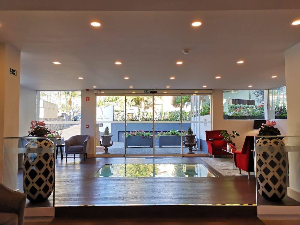 Santa Cruz Village Hotel 1