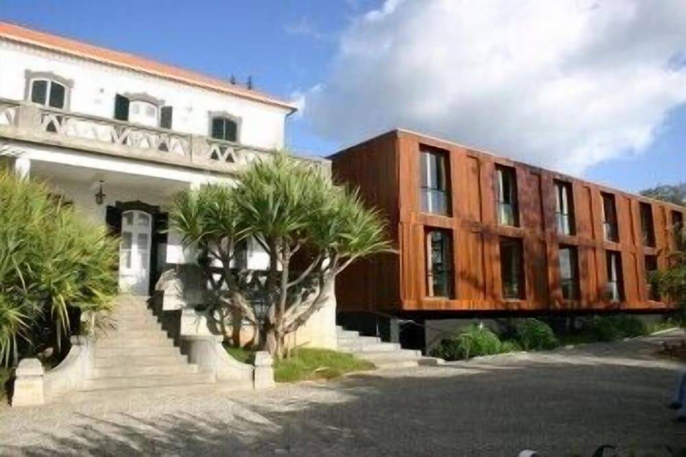 ARTS IN Hotel Conde Carvalhal 1