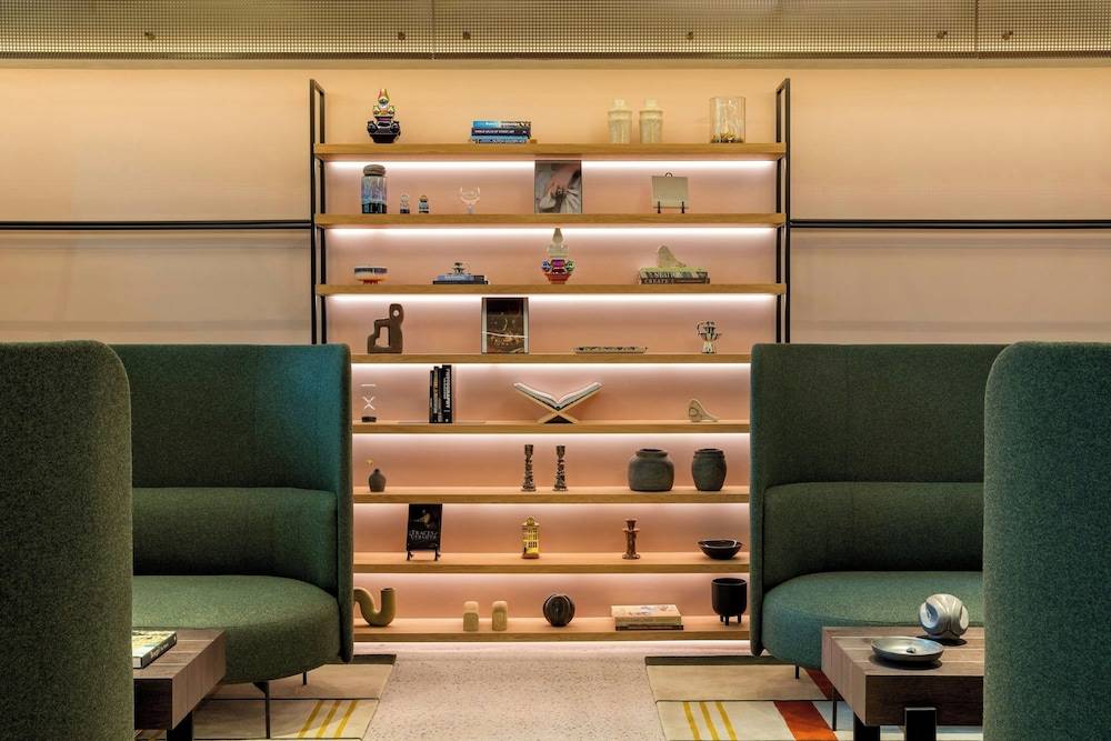 Renaissance Amsterdam Hotel 2