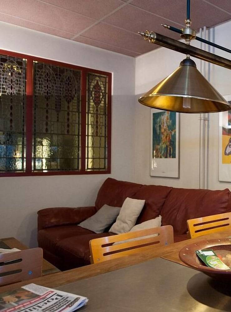 Rho Hotel 2