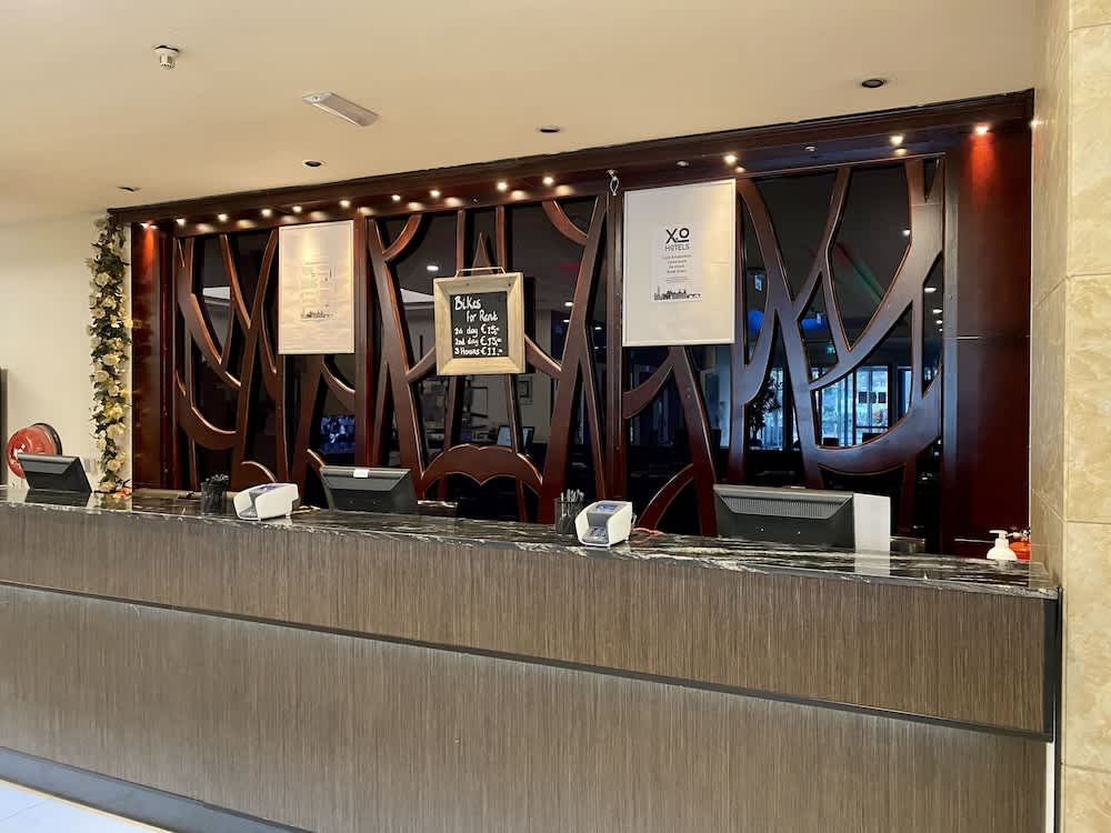 XO Hotels Blue Tower 2