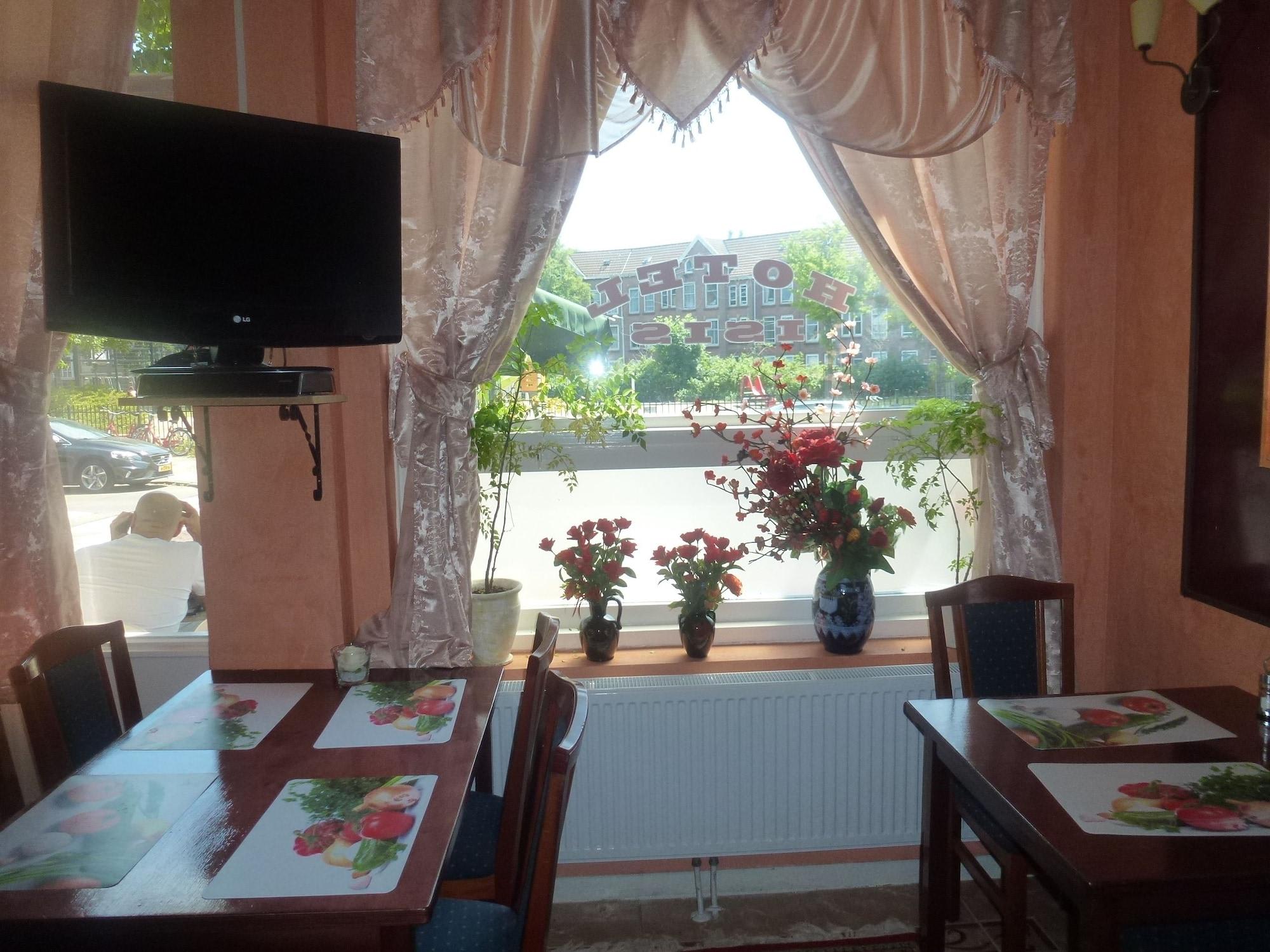 Hotel Isis 2