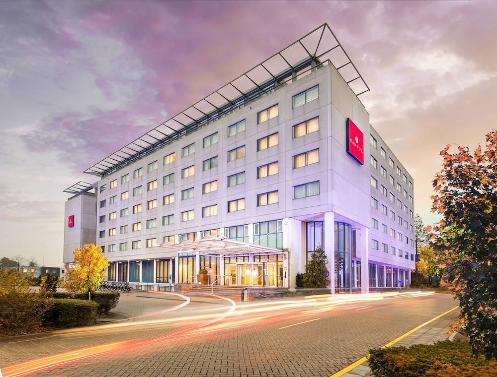 Ramada by Wyndham Amsterdam Airport Schiphol 1