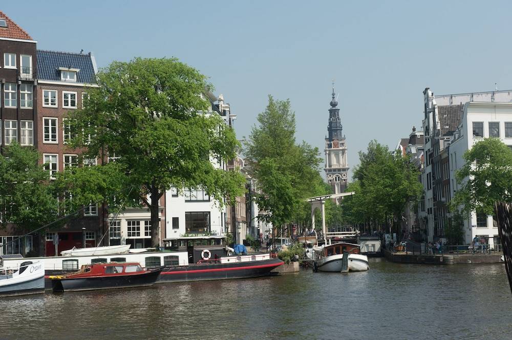 Rembrandtplein Hotel 1