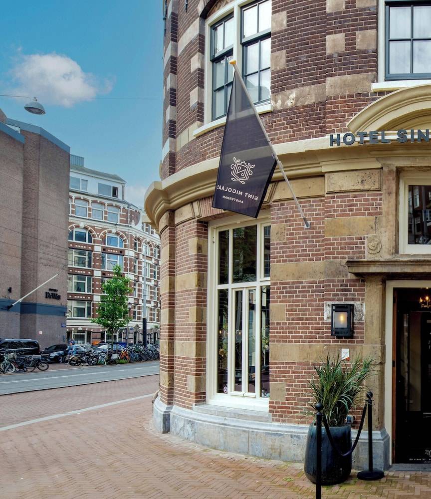 Hotel Sint Nicolaas 1