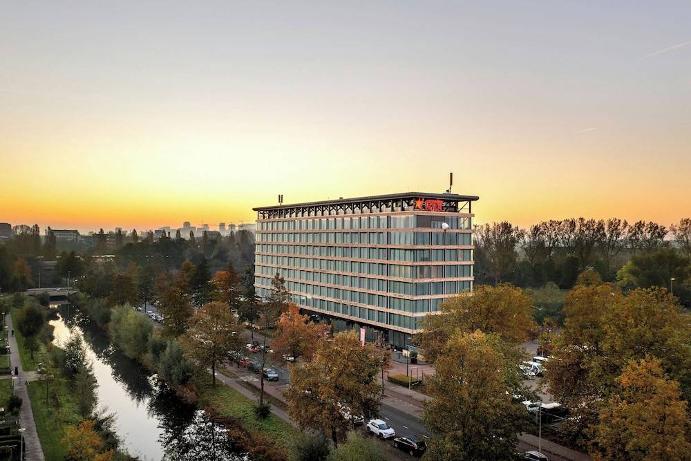 Corendon Amsterdam New-West, a Tribute Portfolio Hotel 1
