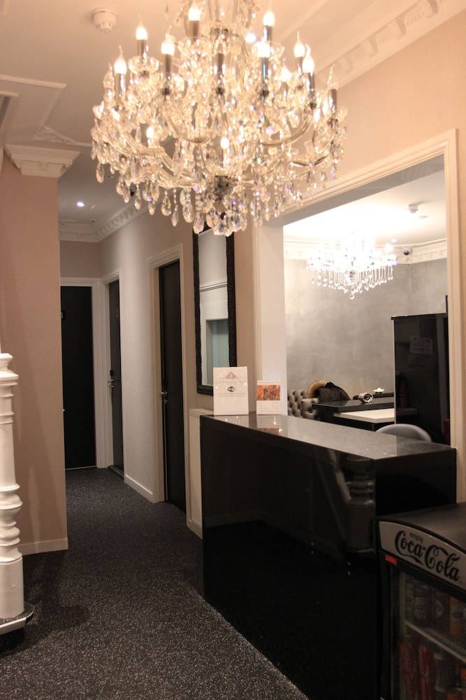 Sara's Boutique Hotel 2
