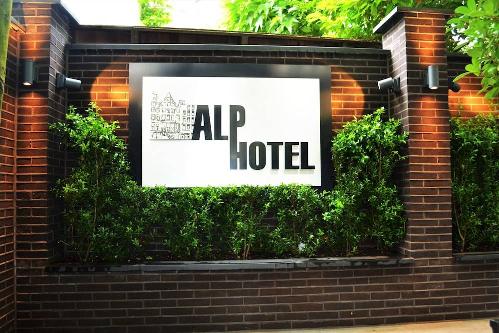 Alp Hotel 2