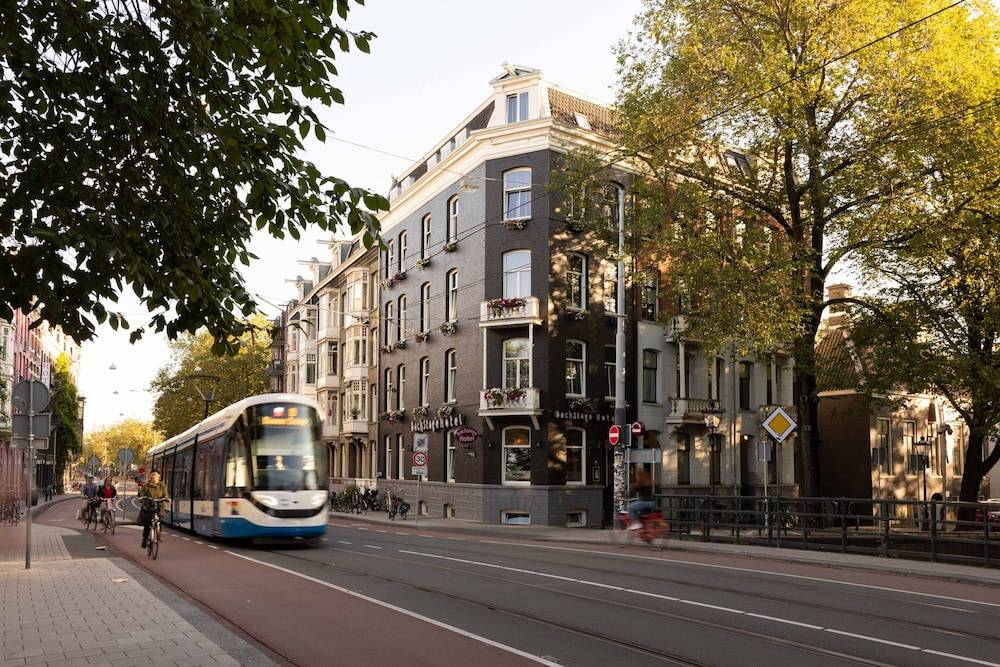 Backstage Hotel Amsterdam 1