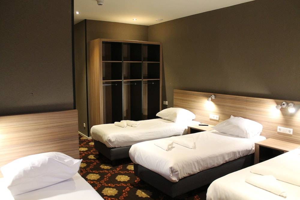 Aston City Hotel 1