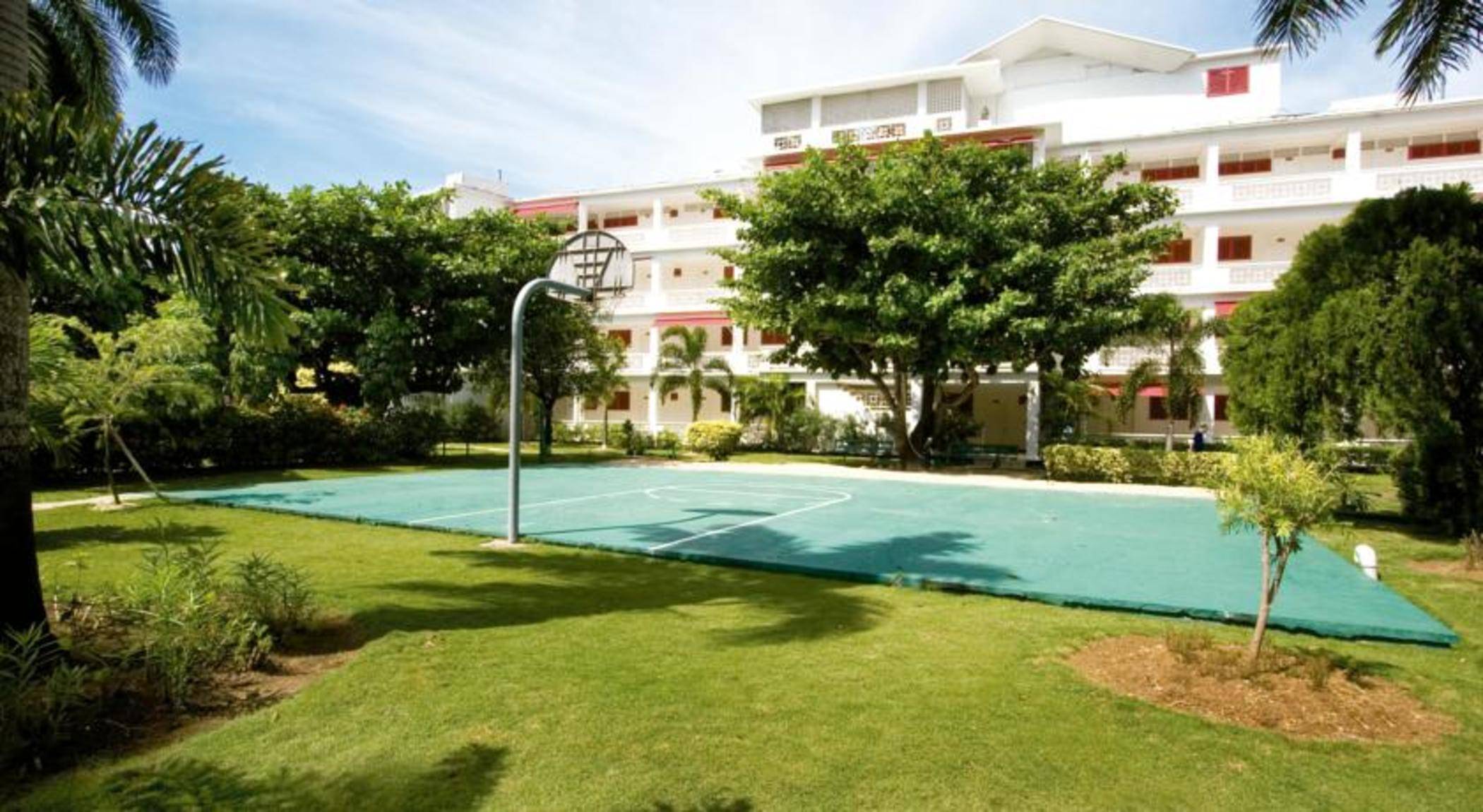 Grand Decameron Montego Beach, A Trademark All Inc 2