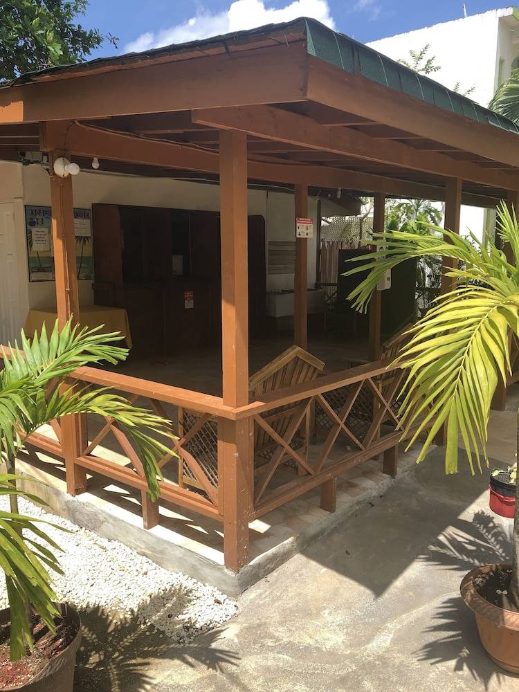 Fun Holiday Beach Resort 2