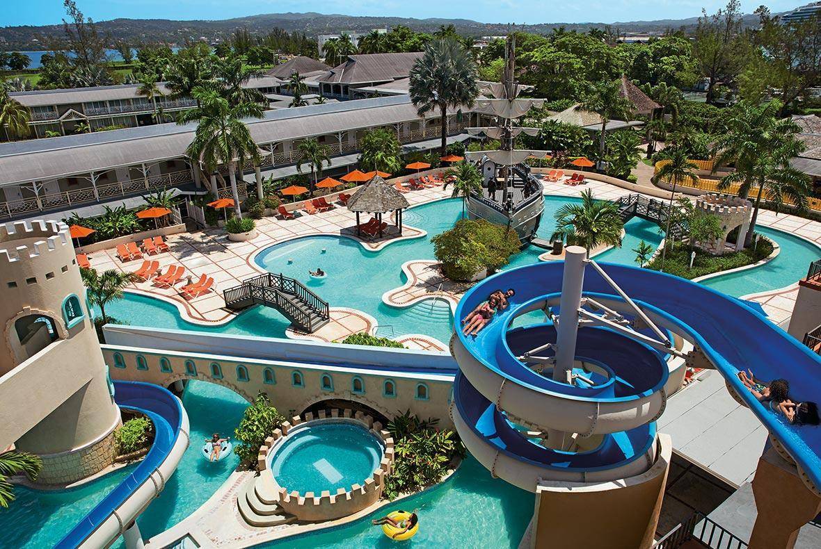 Sunset Beach Resort, Spa & Waterpark 2