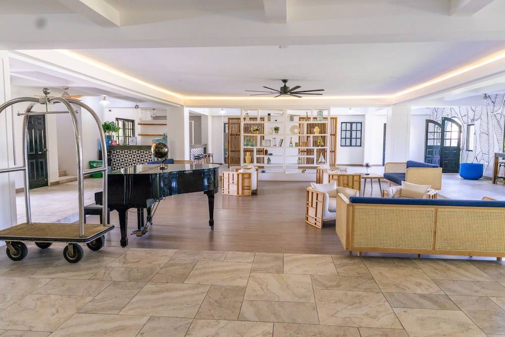 Travellers Beach Resort 2