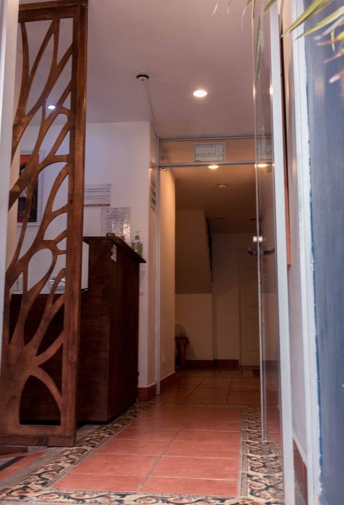 Park View Hotel & Restaurant 2