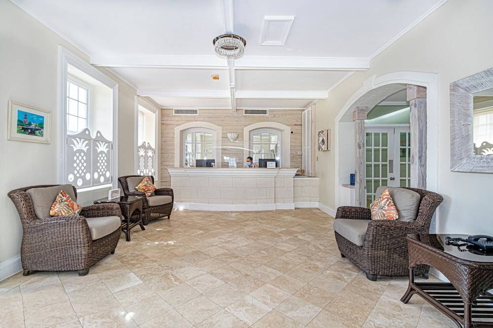 Savannah Beach Club Hotel 2