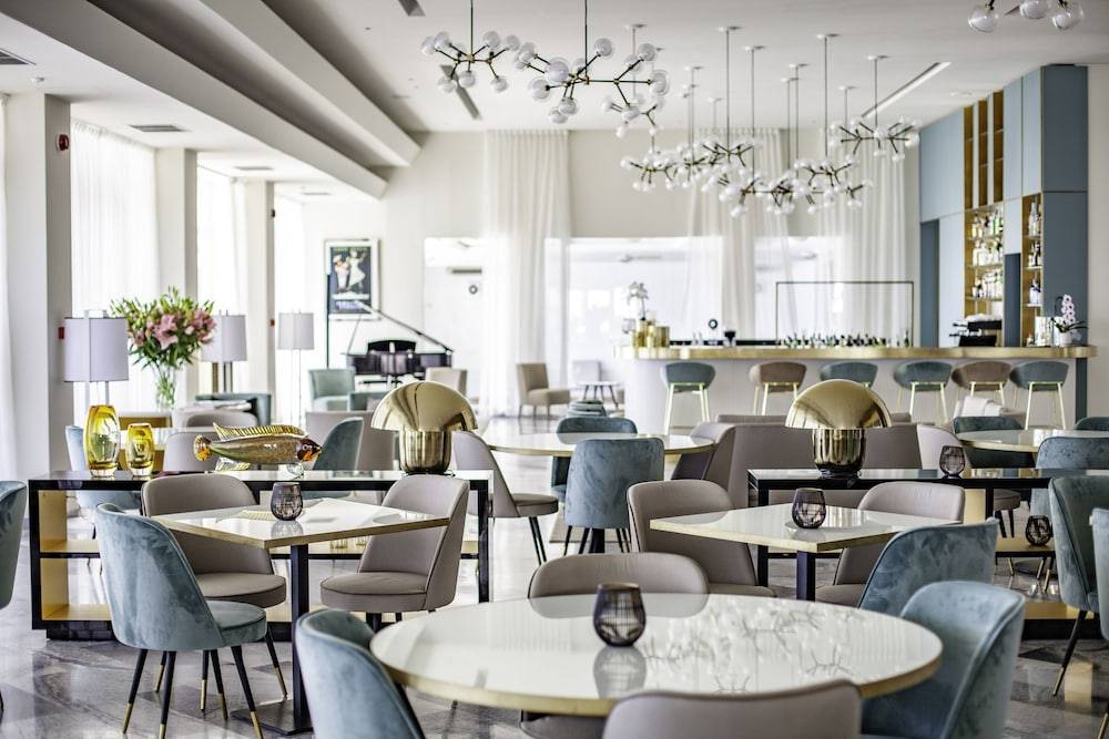 Diana Grand Hotel 1