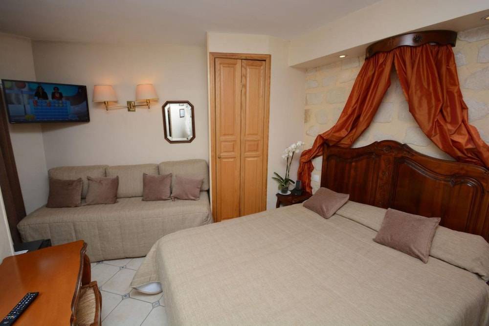 Familia Hotel 1