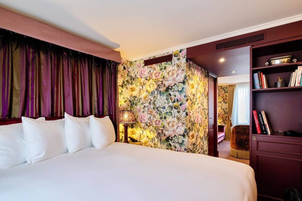 UNE AUTRE CHAMBRE 1