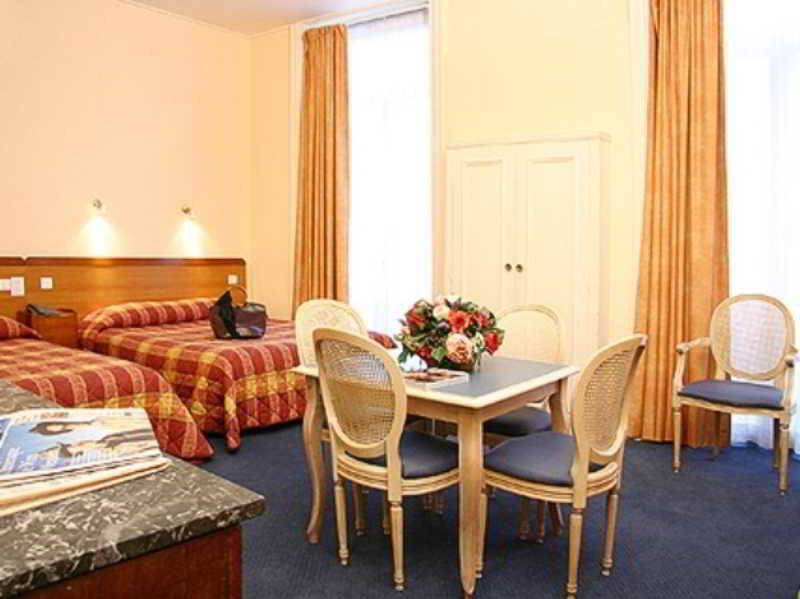 Hotel Montpensier 1