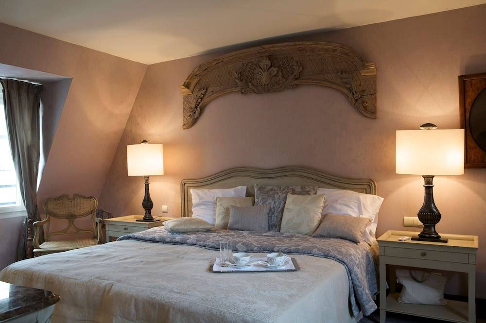 Hôtel Chateaubriand 1