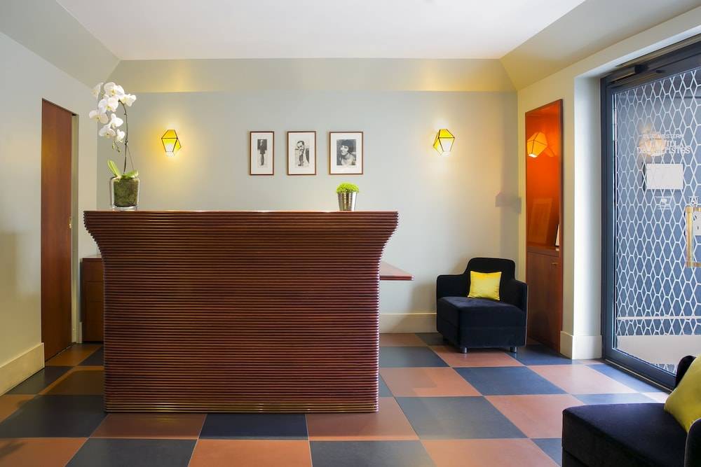 Hôtel A La Villa des Artistes 2