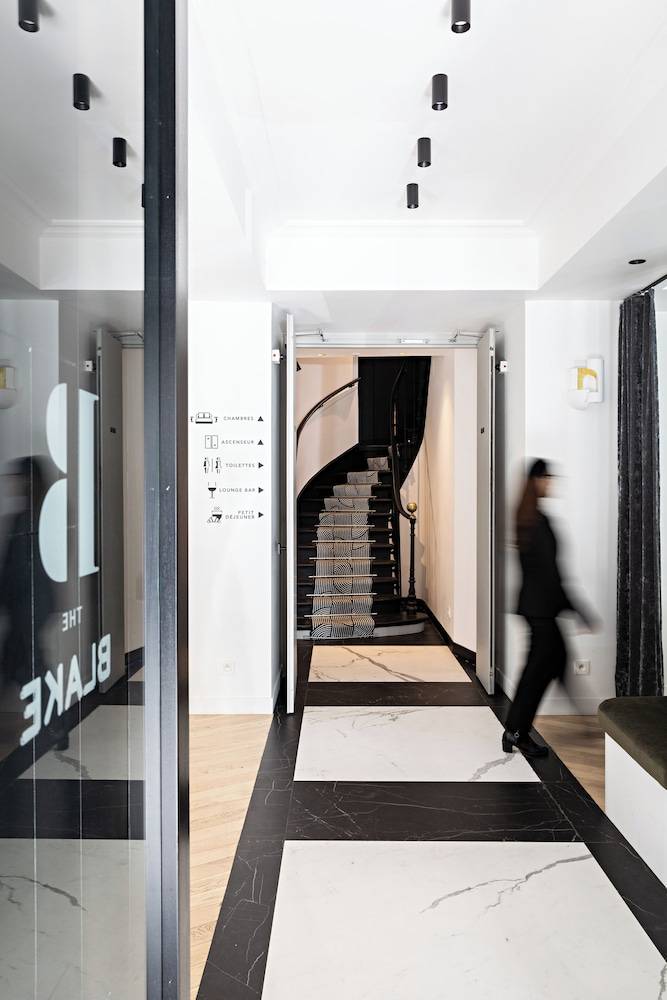 Best Western Premier The Blake Paris Gare Saint Lazare 2