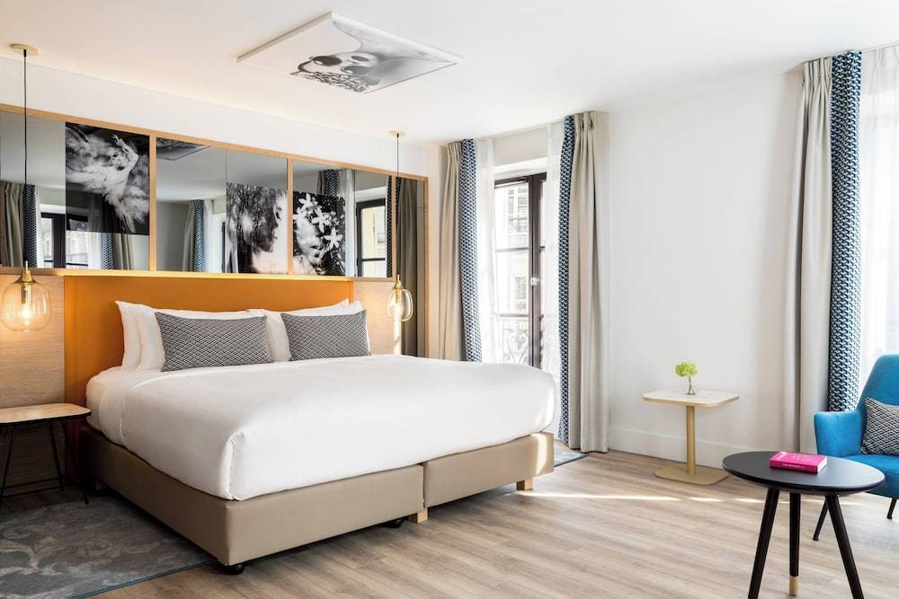 Renaissance Paris Vendome Hotel 1