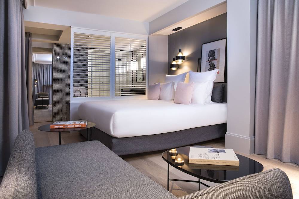 Maison ELLE Paris 1