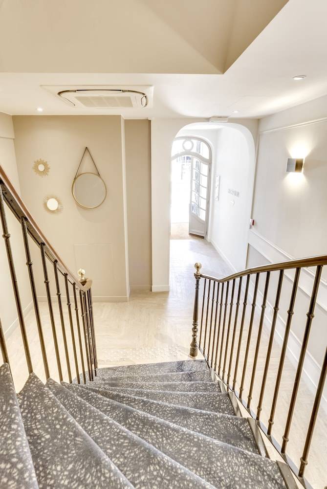 Hotel Courseine 2
