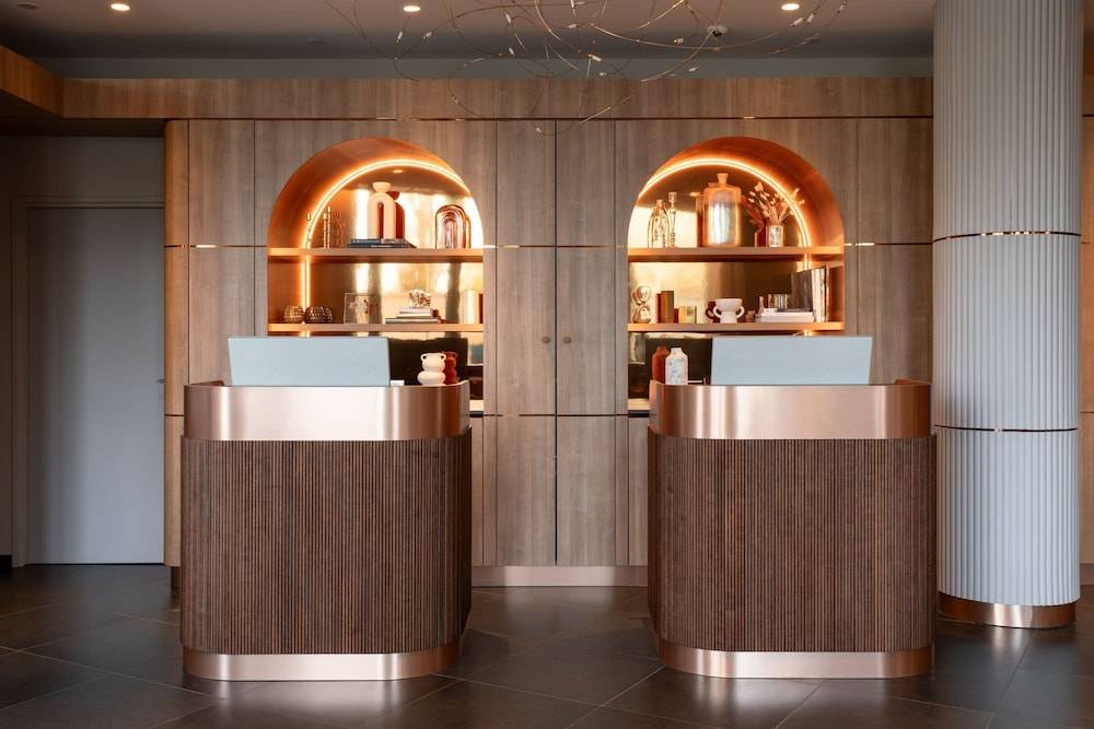 AC Hotel Paris Porte Maillot by Marriott 2