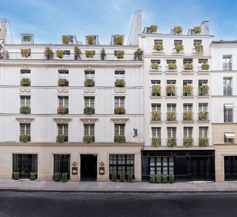 Le Burgundy Paris 1