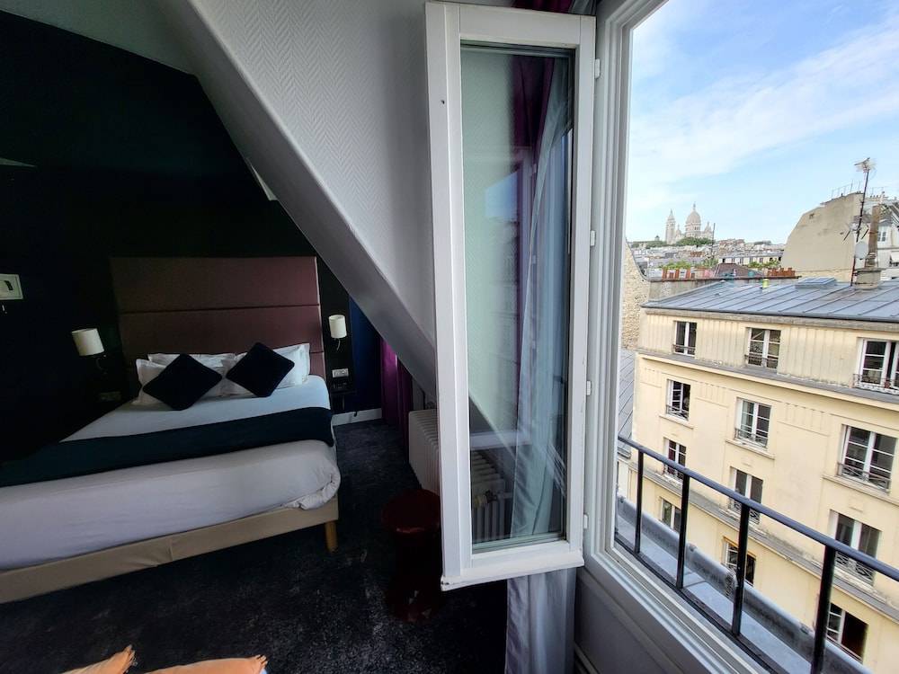 Accueil Hôtel Paris Pigalle Montmartre - Hôtel rénové 1