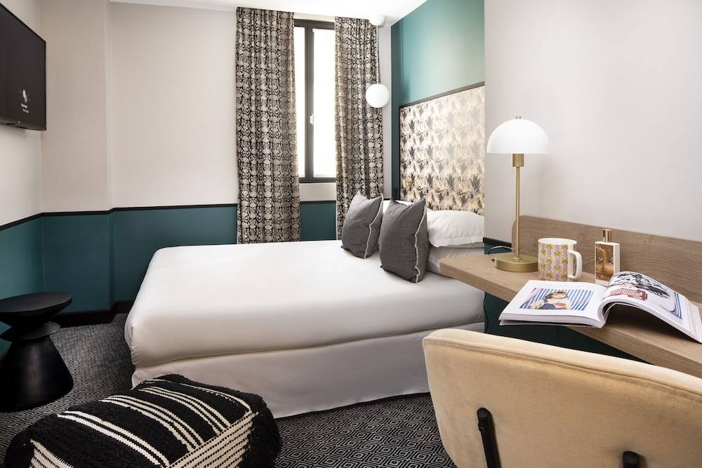 Hotel Paris Lafayette 1