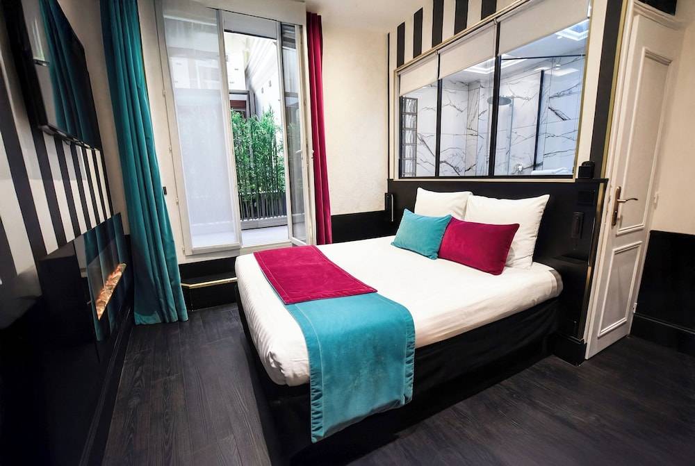 Hotel Peyris Opera 1