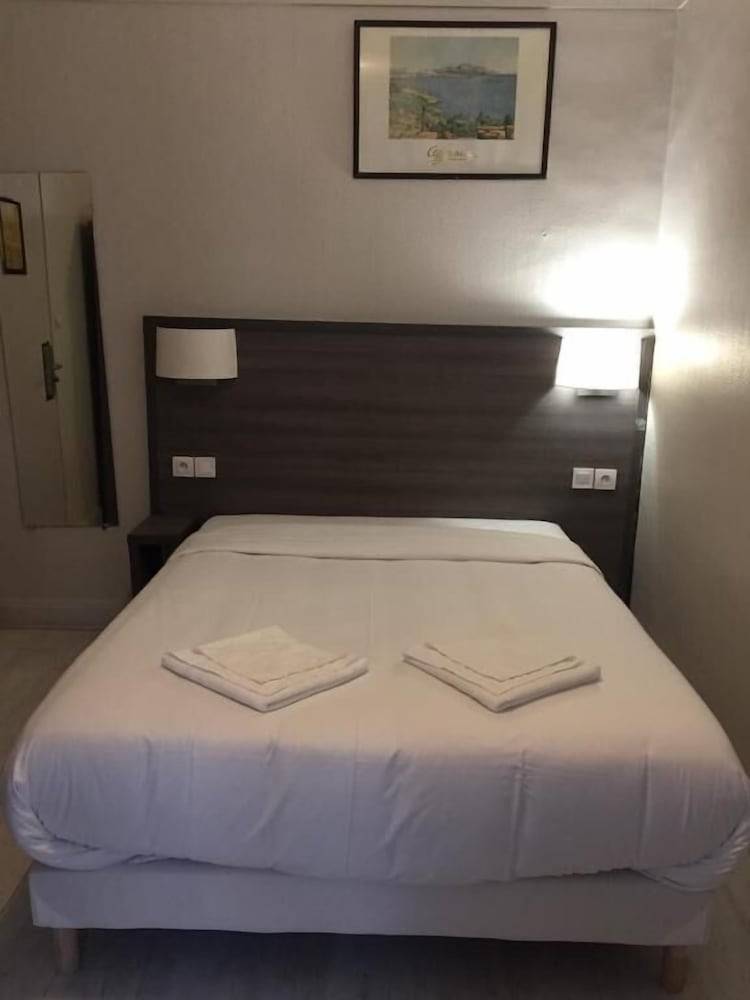 PAX HOTEL 1