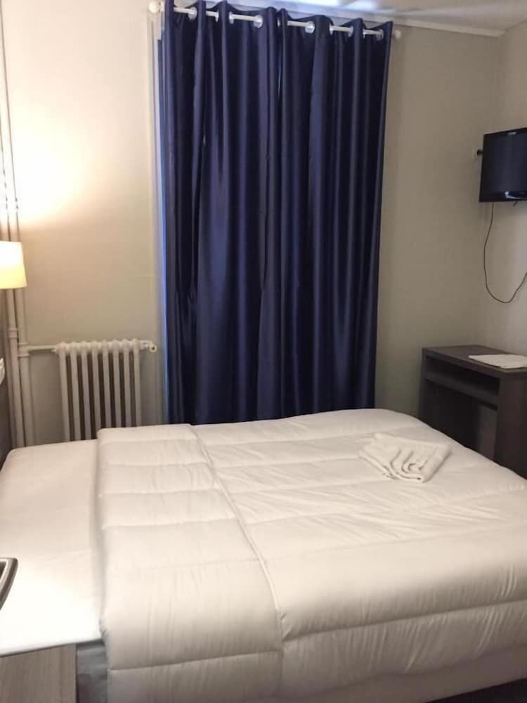 PAX HOTEL 2