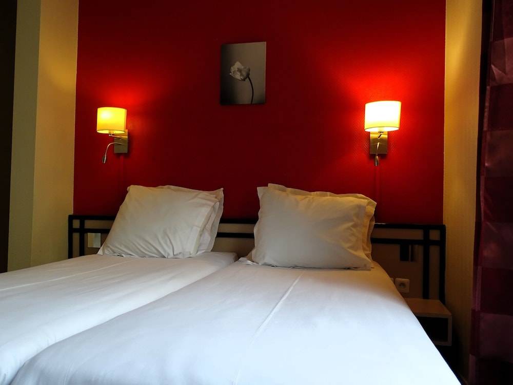 Hipotel Belgrand Edith Piaf 1