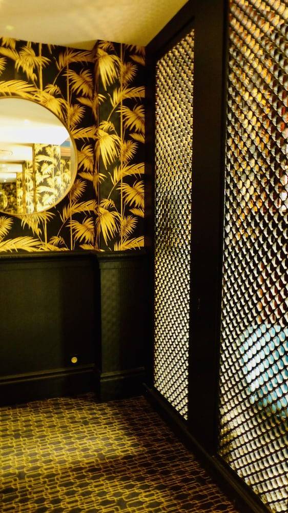 Hôtel Noir 2