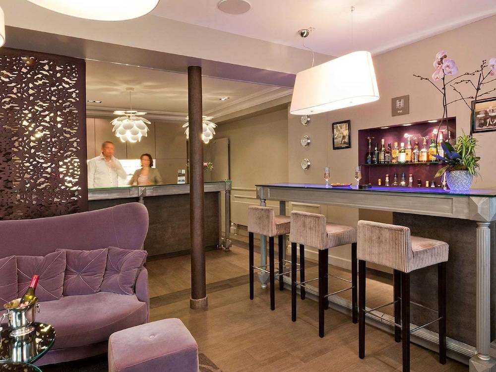 Hôtel Harvey 2