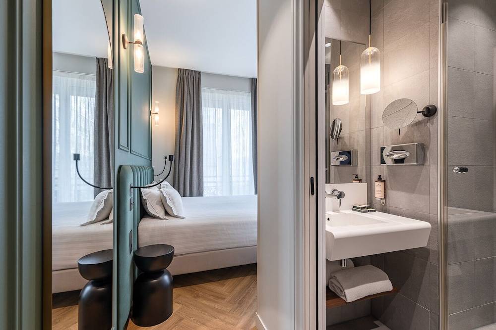Hotel Elysée Secret 2