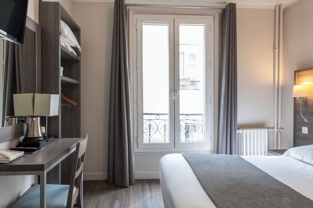 Est Hotel 2